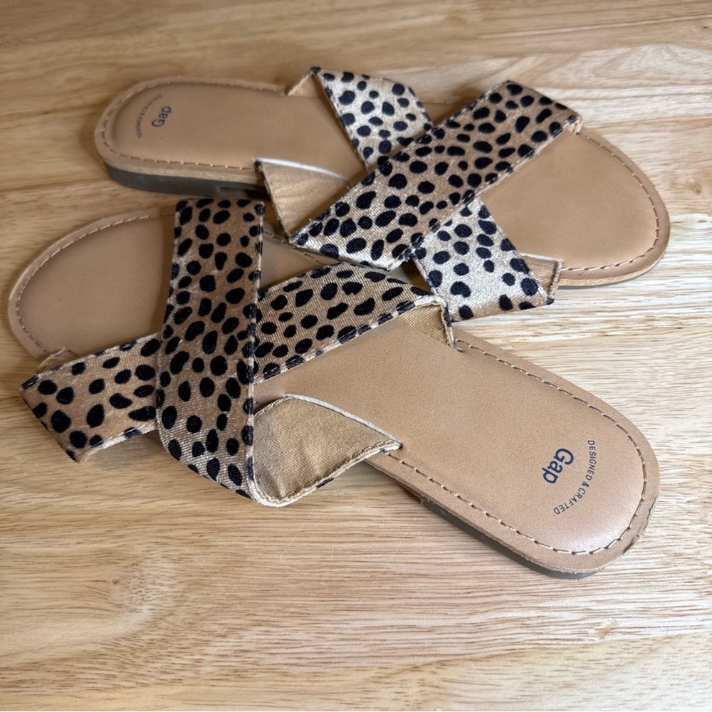 GAP Women’s Size 7 Leopard Animal Print Slip On Sandals - Picture 4 of 9